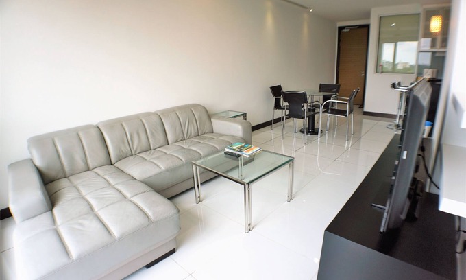 Bukit Bintang Apartment | Nice & Clean Apartment in City Centre!