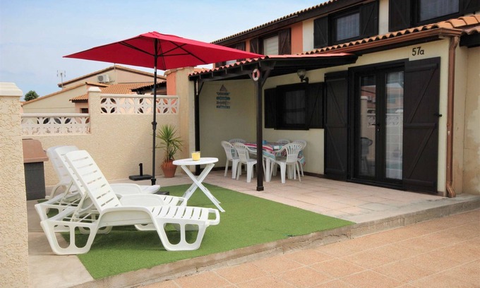 Portiragnes-Plage House | Nice corner villa located with airco in LES TAMARIS (pool extra fees), 2 bedrooms, 3 stars, Wifi,.