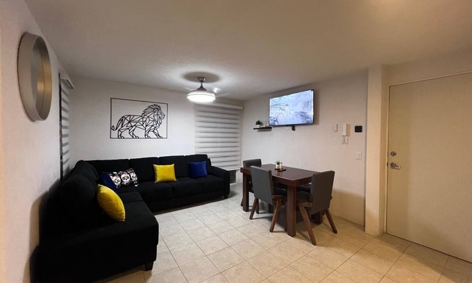 San Pedro Tlaquepaque Apartment | Nice, cozy, familiar and centrally located apartment
