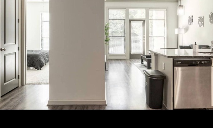 Loring Heights Apartment | Nice , Cozy Midtown Get Away!