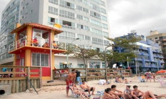 Itapema Apartment | Nice fit, walk in the sand and great location
