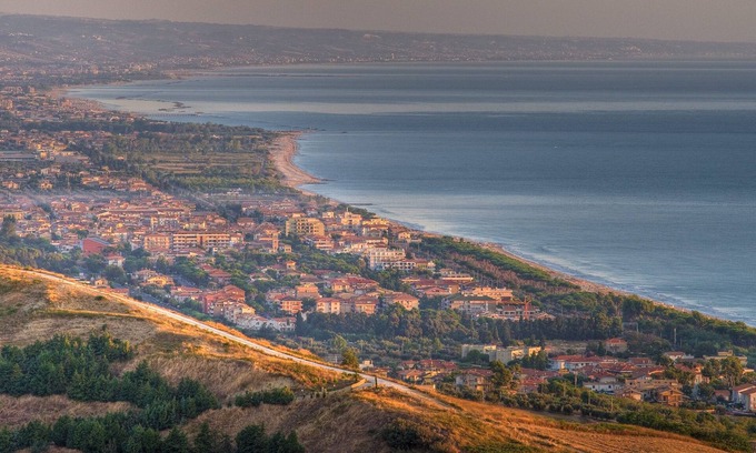 Pineto Apartment | nice ground floor 20 meters from the sea and pine forest