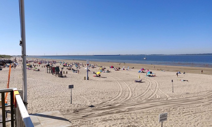Municipality of Nissewaard House | Nice holiday home near the waterfront