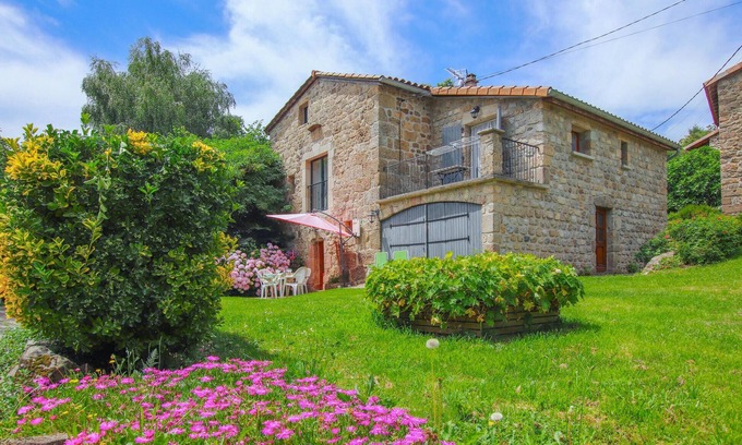 Saint-Pierre-de-Colombier House | Nice home in Saint-Pierre-de-Colomb