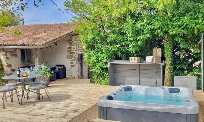 Exideuil House | Nice home in Exideuil-sur-Vienne