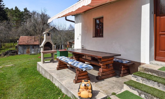 Skrad House | Nice home in Brod na Kupi