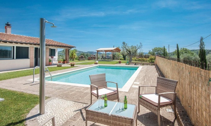 Caldana House | Nice home in Caldana -GR-