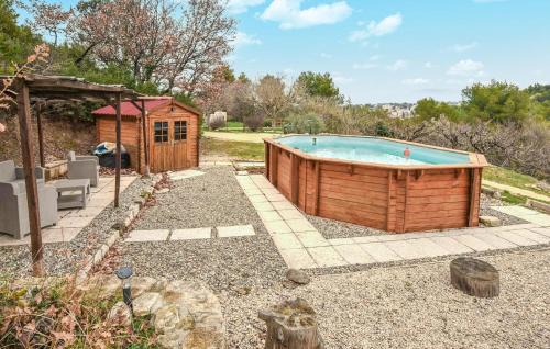 La Roque-sur-Pernes House | Nice Home In La-Roque-Sur-Pernes