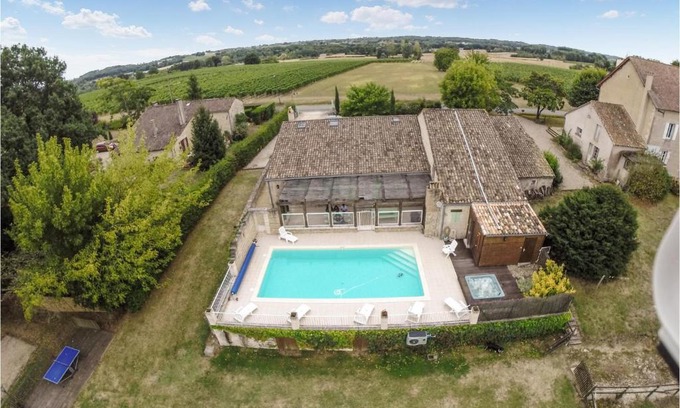 Saint-Meard-de-Gurcon House | Nice Home In Saint-Méard-De-Gurçon