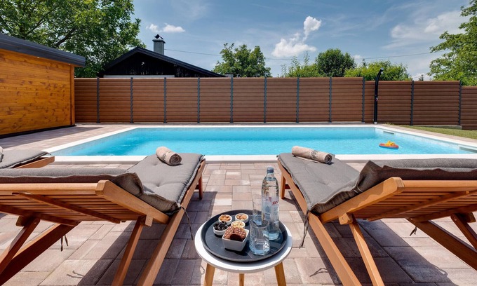 Bjelovar House | Nice home in Gornje Plavnice with WiFi