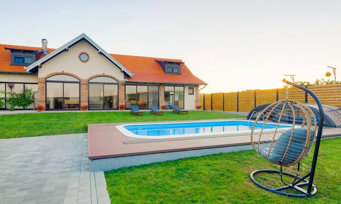 Karanac House | Nice home in Karanac with sauna