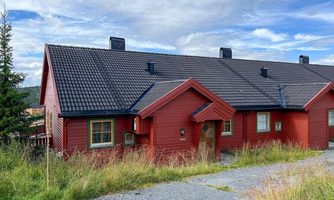 Lillehammer House | Nice home in Lillehammer with sauna
