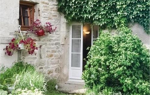 Molinot House | Nice Home In Molinot With Wifi