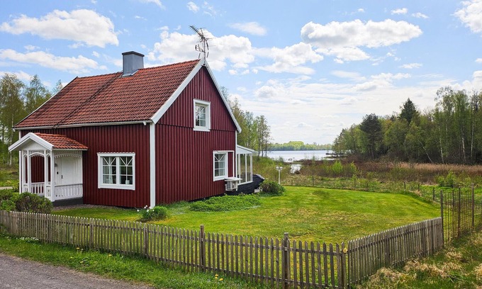Rorvik House | Nice home in Rörvik with WiFi