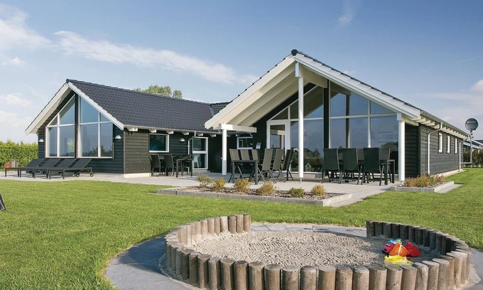 Stege House | Nice home in Stege with sauna