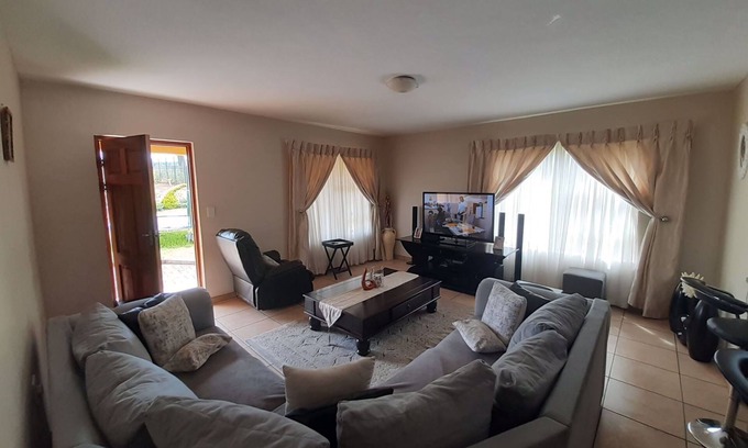 Tzaneen House | Nice house for holidaying family to enjoy touring the North