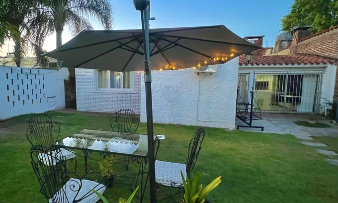 Carrasco House | Nice house near the airport, up to 5 guests!
