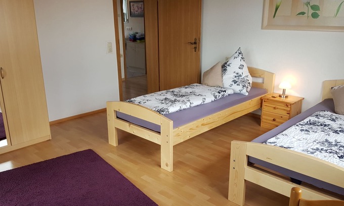 Diedorf Markt Apartment | Nice large apartment 85 m², 1st Floor, for 6 people, 3 bedrooms