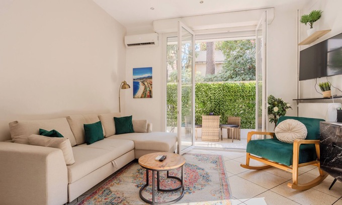 Liberation Apartment | Nice one-bedroom apartment, close to town center