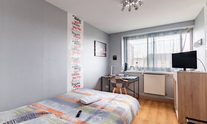 Saint Nicolas - Charles III - Ville vieille - Trois Maisons - Leopold Bed & Breakfast | Nice room