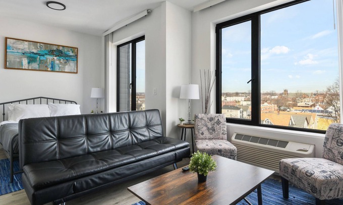 Elizabeth Apartment | Nice Studio Close to EWR 6887