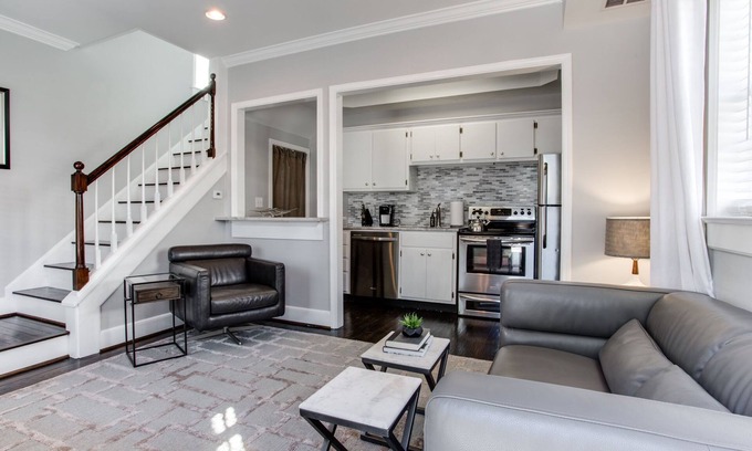 Atkins Park House | NICE two story 1/1 in virginia highlands walk to Ponce City Market and beltline