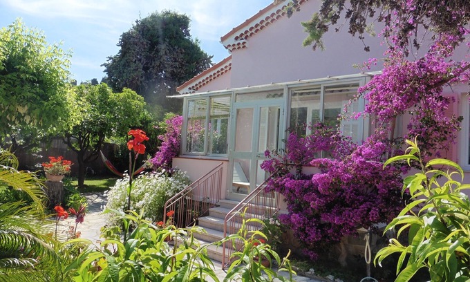 Roquebrune-Cap-Martin Villa | Nice villa with garden near the sea. Chin Roquebrune Cap Martin