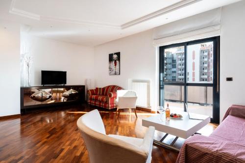 Municipio 2 Apartment | Nicol House Luxury in Bari by BarbarHouse