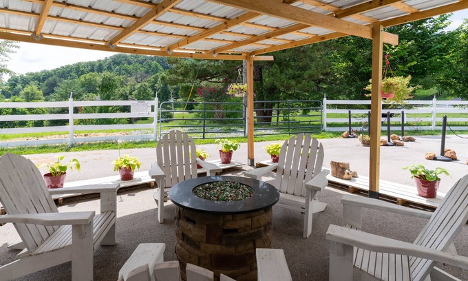 Berea Hotel | Nicura Ranch