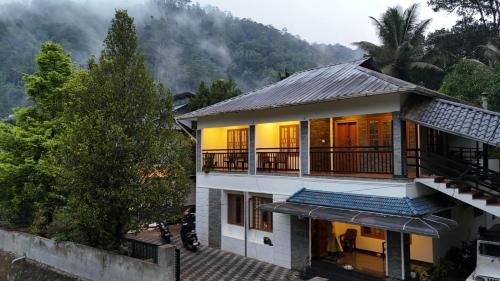 Kunchithanny House | NIDRA HOMESTAY