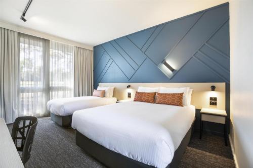 Noble Park Hotel | Nightcap at Sandown Park Hotel