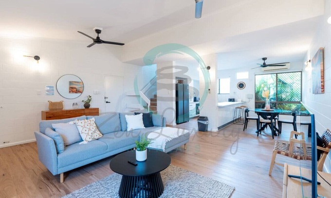 Rapid Creek Apartment | Nightcliff Foreshore: Seaview ~ Outdoor Dining