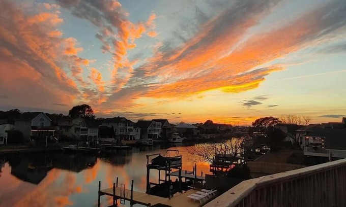 Colington Harbour House | Nights on Broadbay Waterfront renovated home. Beautiful views! Private beach