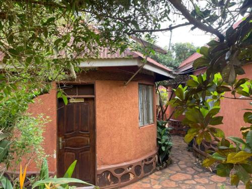 Jinja House | Nilonian Holiday Villa Guest House