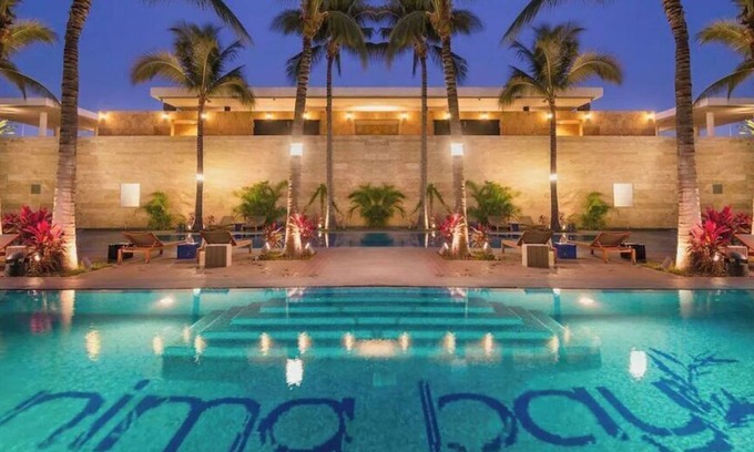Marina Vallarta Condo | Nima Bay Luxurious 3 bedroom, 2 story Penthouse.