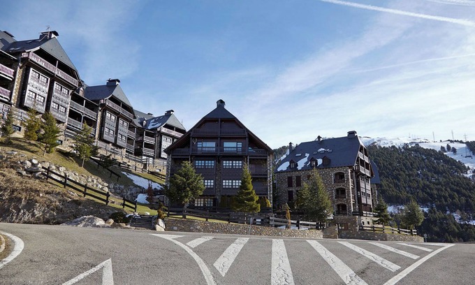 Beret Apartment | Nin de Beret 2 by FeelFree Rentals