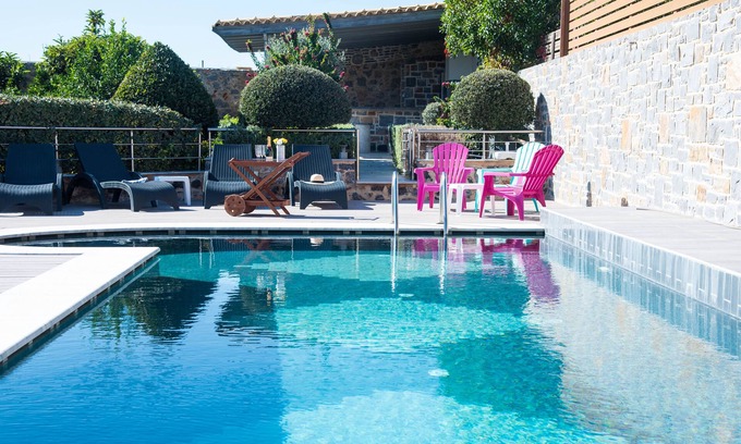 Vathianos Kampos Villa | Nina Villa bar and private pool