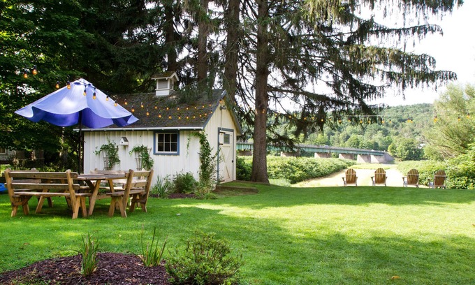 Callicoon Bed & Breakfast | Nine River Road