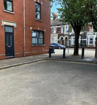 Riverside House | Ninian Park Road