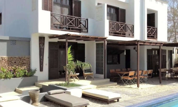 Ndiebene Gandiol House | Niokobokk