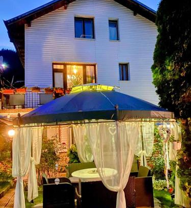 Beli Iskar House | Niya Guest House