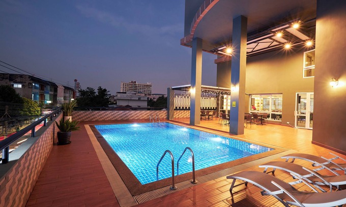 Lak Si Hotel | NJoy Prestige Grand Hotel Don Mueang
