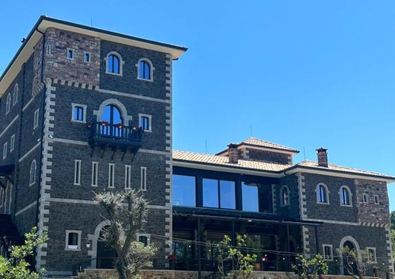 Sakës House | N’Kanu