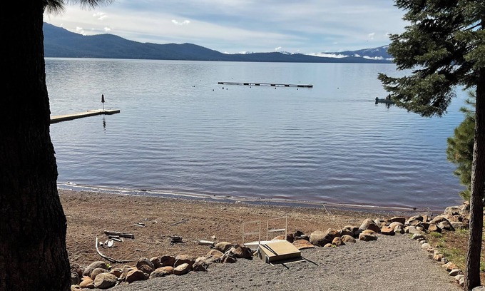 Lake Almanor Country Club House | nLAKEFRONT OASIS with Private Dock and Buoy!