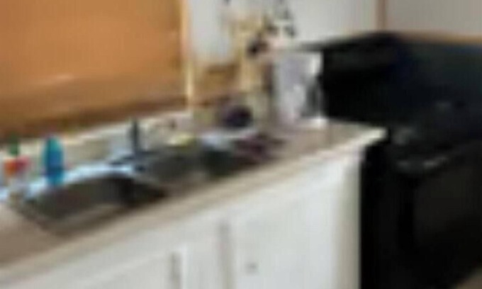 Tulelake Cabin | nLodging 1, Queen, full kitchen with necessities and hot water