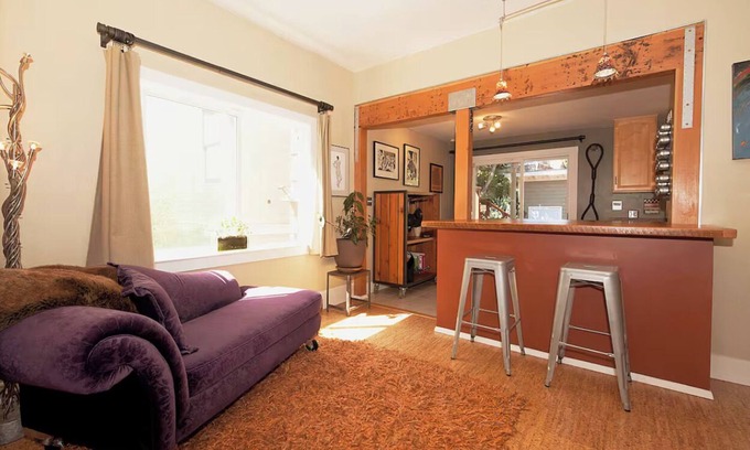 Temescal House | nnBoutique Garden Apartment -Temescal, Oakland - just 2 blocks from BART