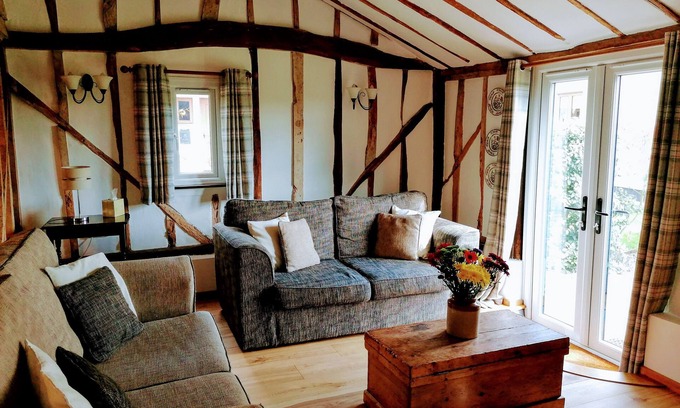 Stowmarket Cottage | No 1 Barn Cottages Sleep 2 (1 Bedroom)