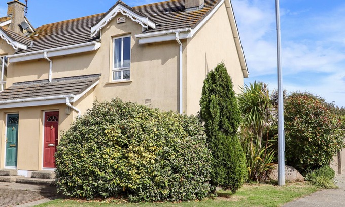 Rosslare House | NO. 1 MARINER'S COURT in Rosslare Strand, County Wexford