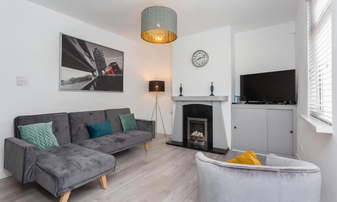 Farington House | No 1 School House