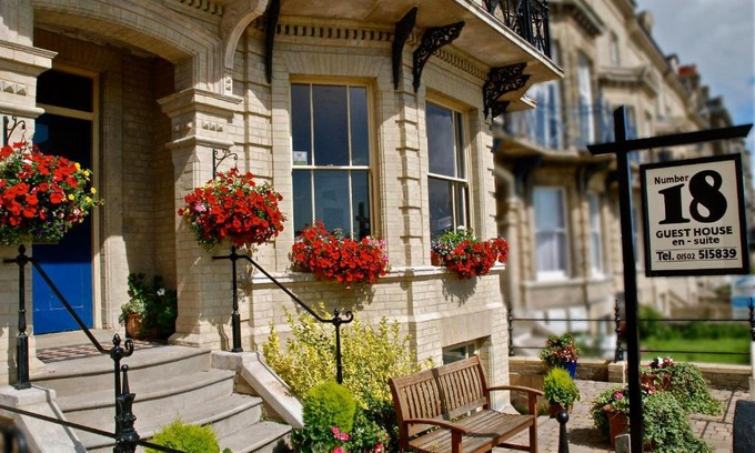Lowestoft House | No.18